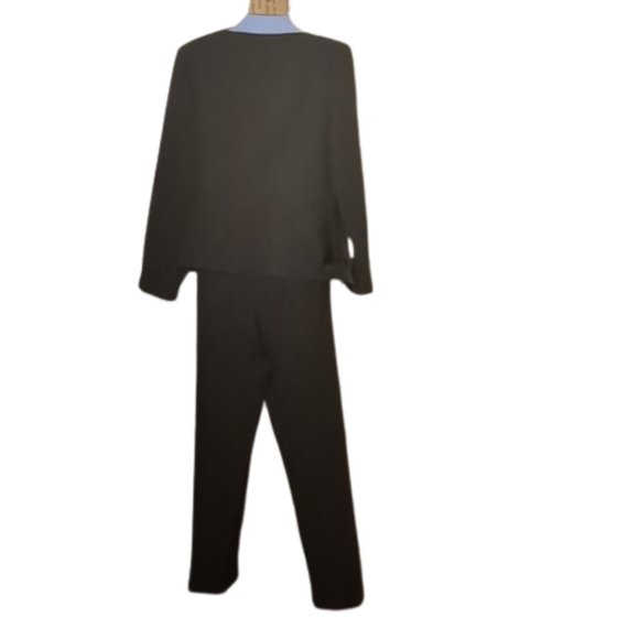 Lisa Jo Pants & Jacket Set. 10 - Picture 2 of 15